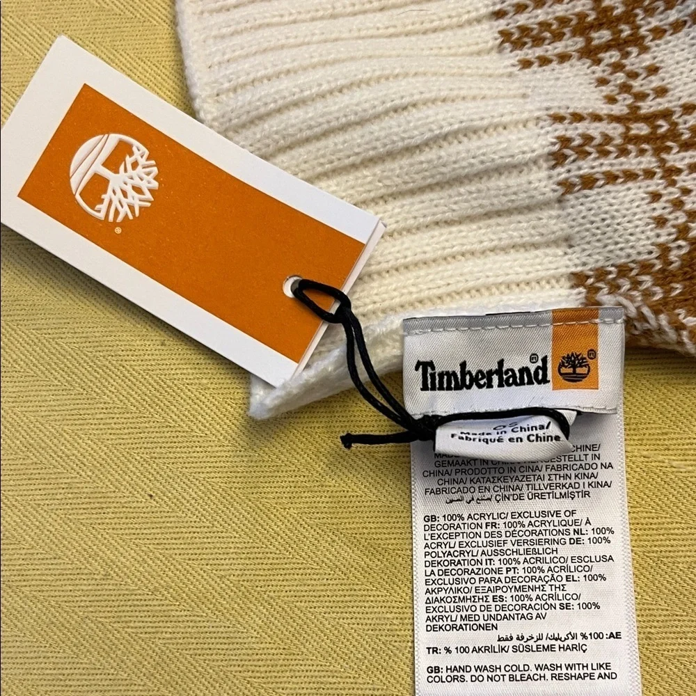 NWT Timberland Checkered Tan and Cream Scarf.